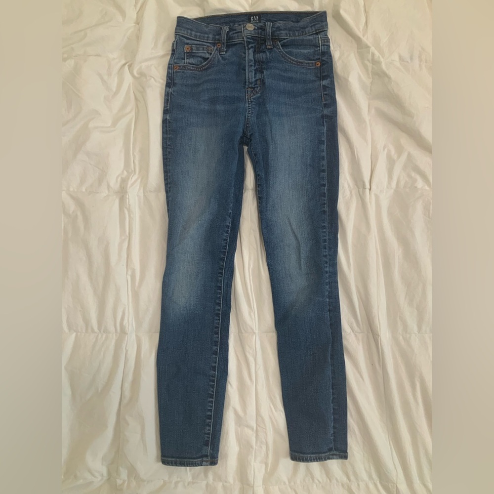 GAP True Skinny Jeans